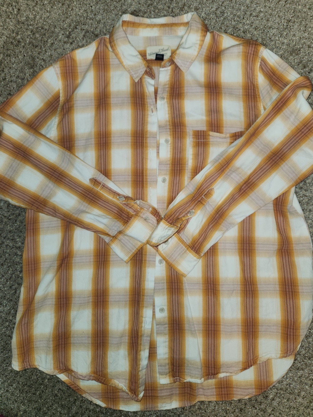 Universal Thread Plaid Button-Down Shirt in Mustard and White